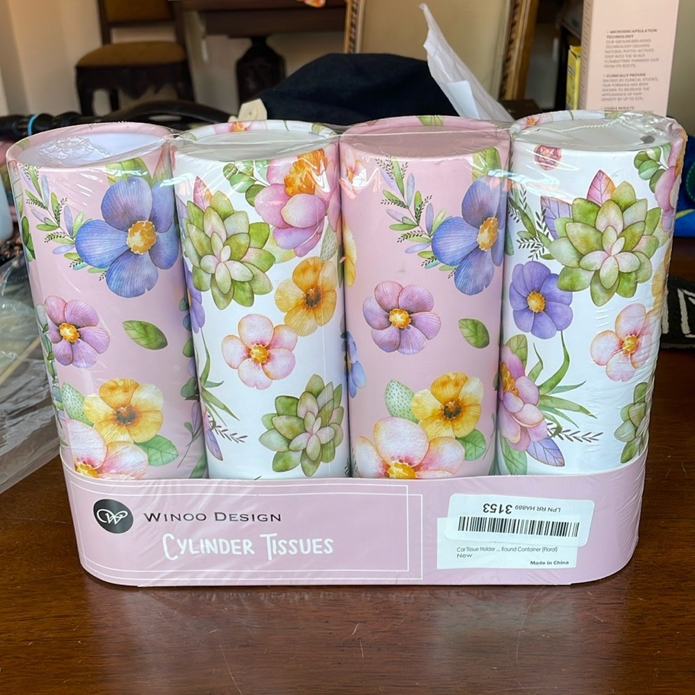 🌟🎉HOST PICK🌟🎉Gorgeous Cylinder Tissues
